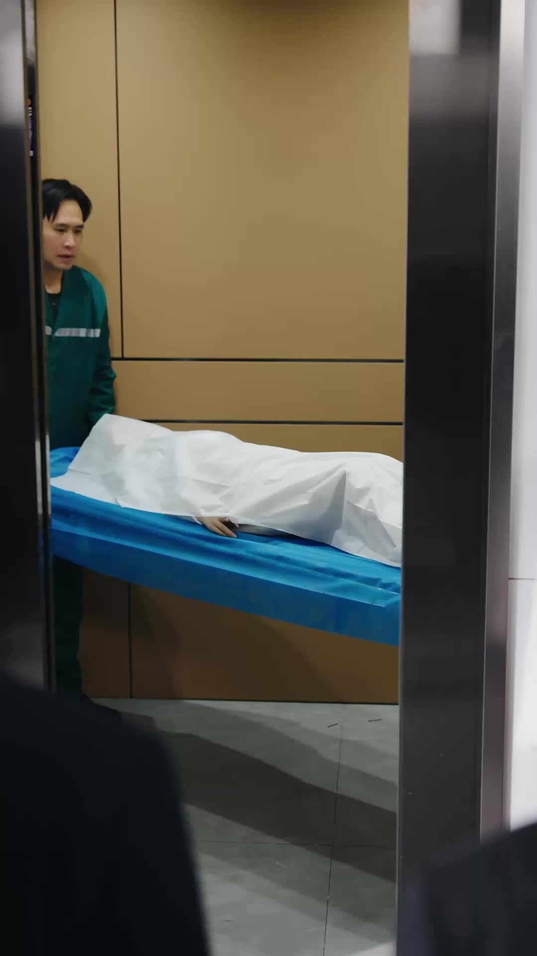 Episode 13 - She's the Billionaire's Mom!